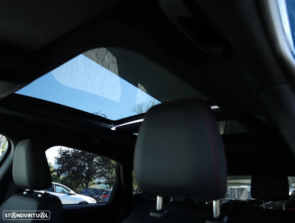 Ford Kuga 2.5 PHEV ST-Line X - 38