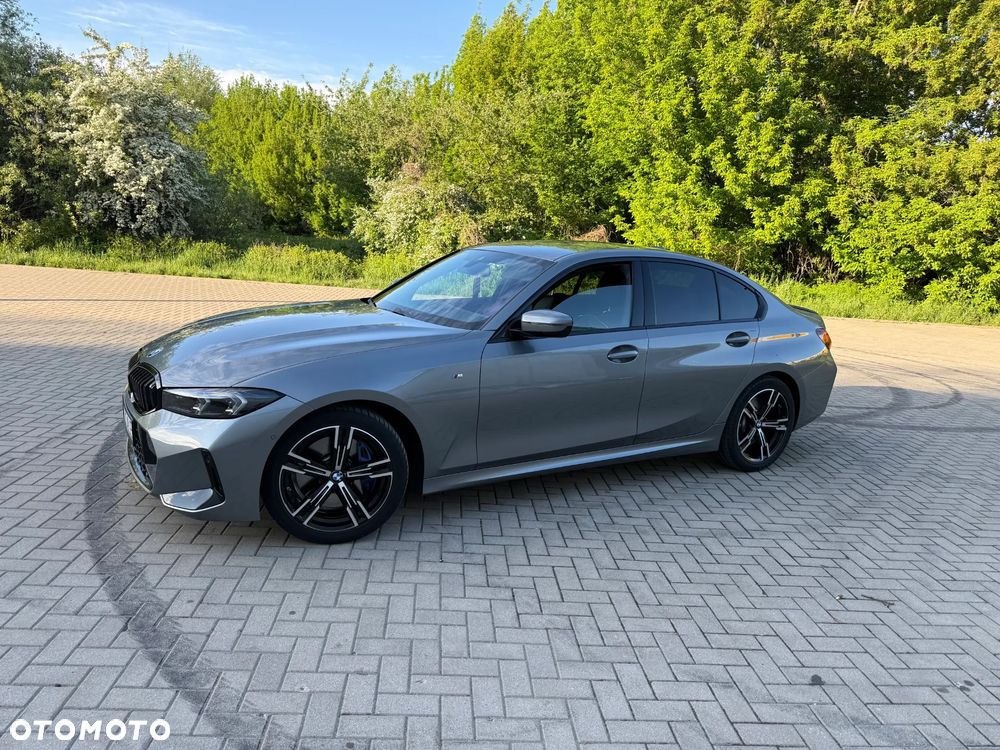 BMW Seria 3 318i - 9