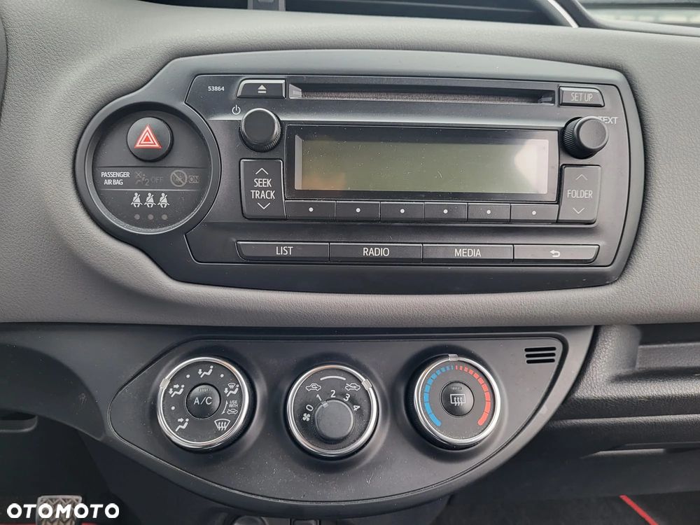 Toyota Yaris 1.0 Active - 10