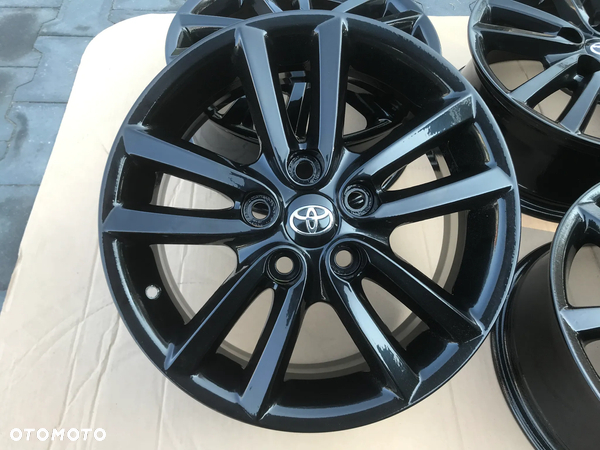 Felgi Toyota Auris Avensis Corolla Verso 6,5x16 5x114,3 ET45