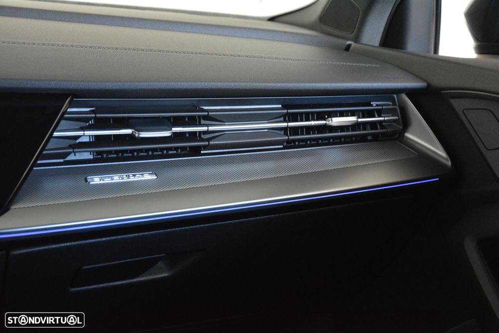Audi A3 Sportback 40 TDI quattro S tronic S line - 32