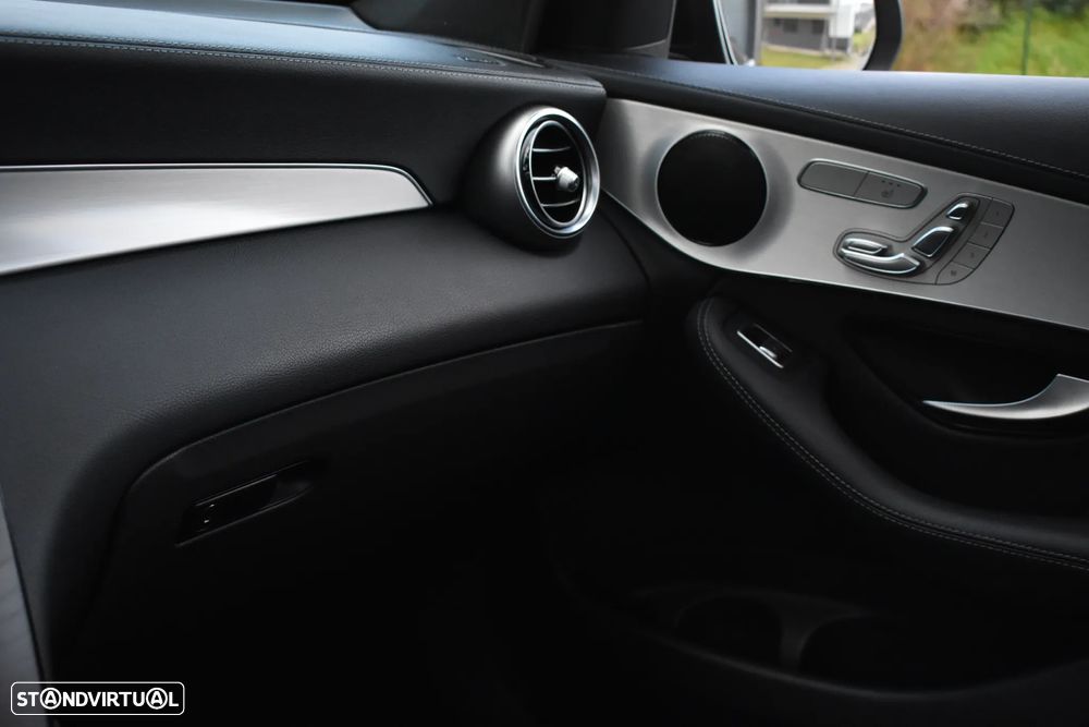 Mercedes-Benz GLC 300 de 4Matic 9G-TRONIC AMG Line - 51