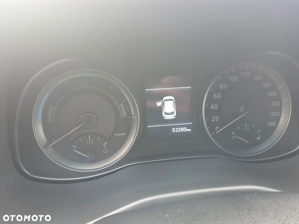 Hyundai Kona 1.6 GDI Hybrid Style DCT - 9