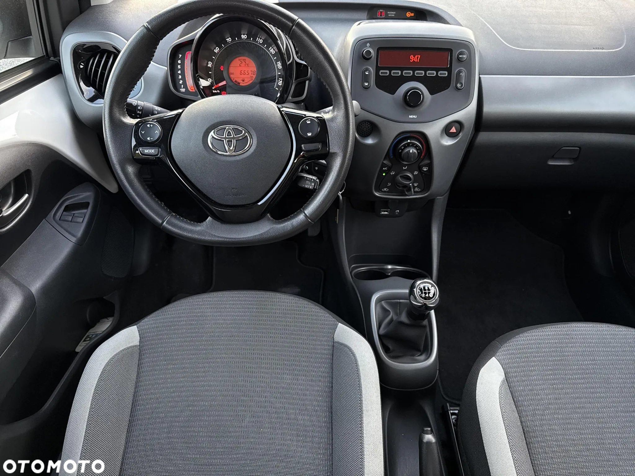 Toyota Aygo 1.0 VVT-i Black Edition - 12