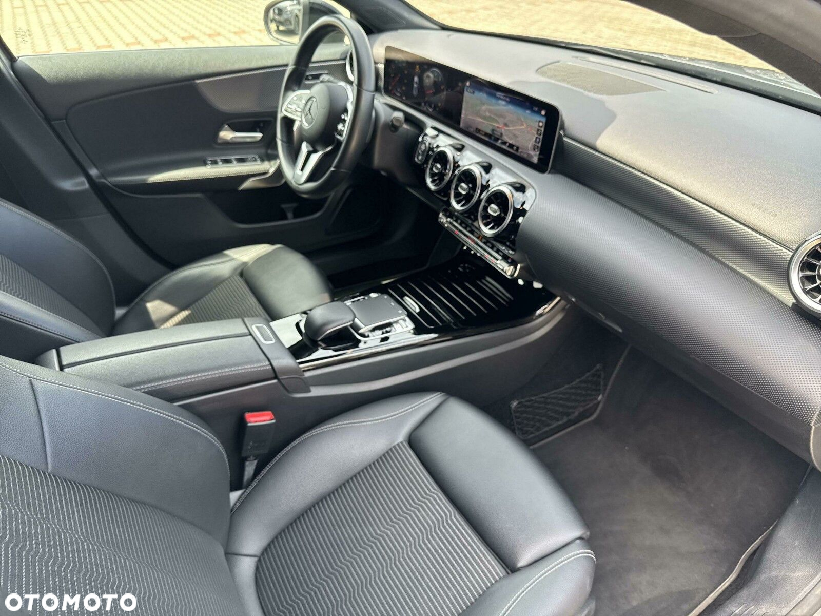 Mercedes-Benz Klasa A 250 Progressive 7G-DCT - 21