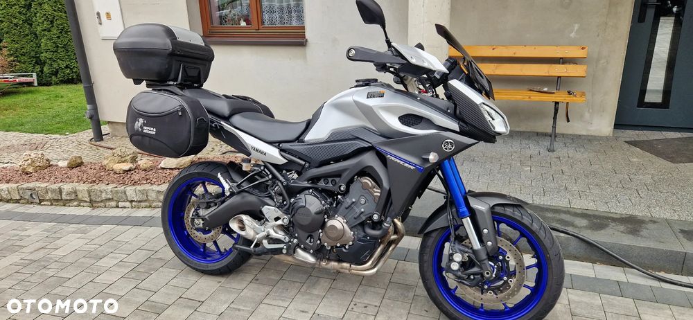 Yamaha MT - 2