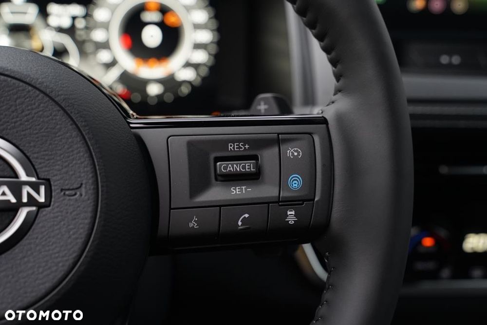 Nissan Qashqai 1.3 DIG-T MHEV N-Connecta Xtronic - 14