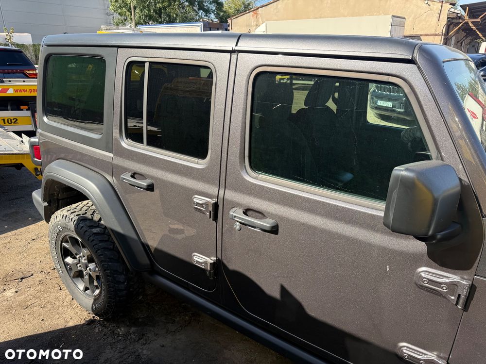 Jeep Wrangler 3.6 Unlim Black Edition II - 10