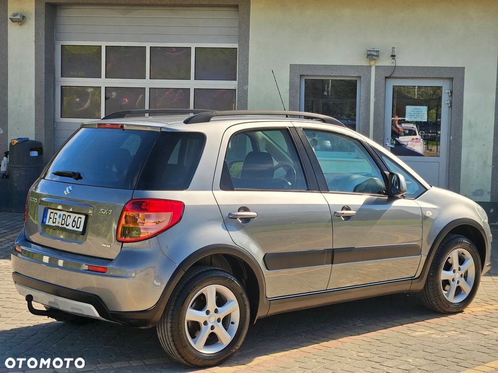 Suzuki SX4 1.6 Comfort 4WD - 19