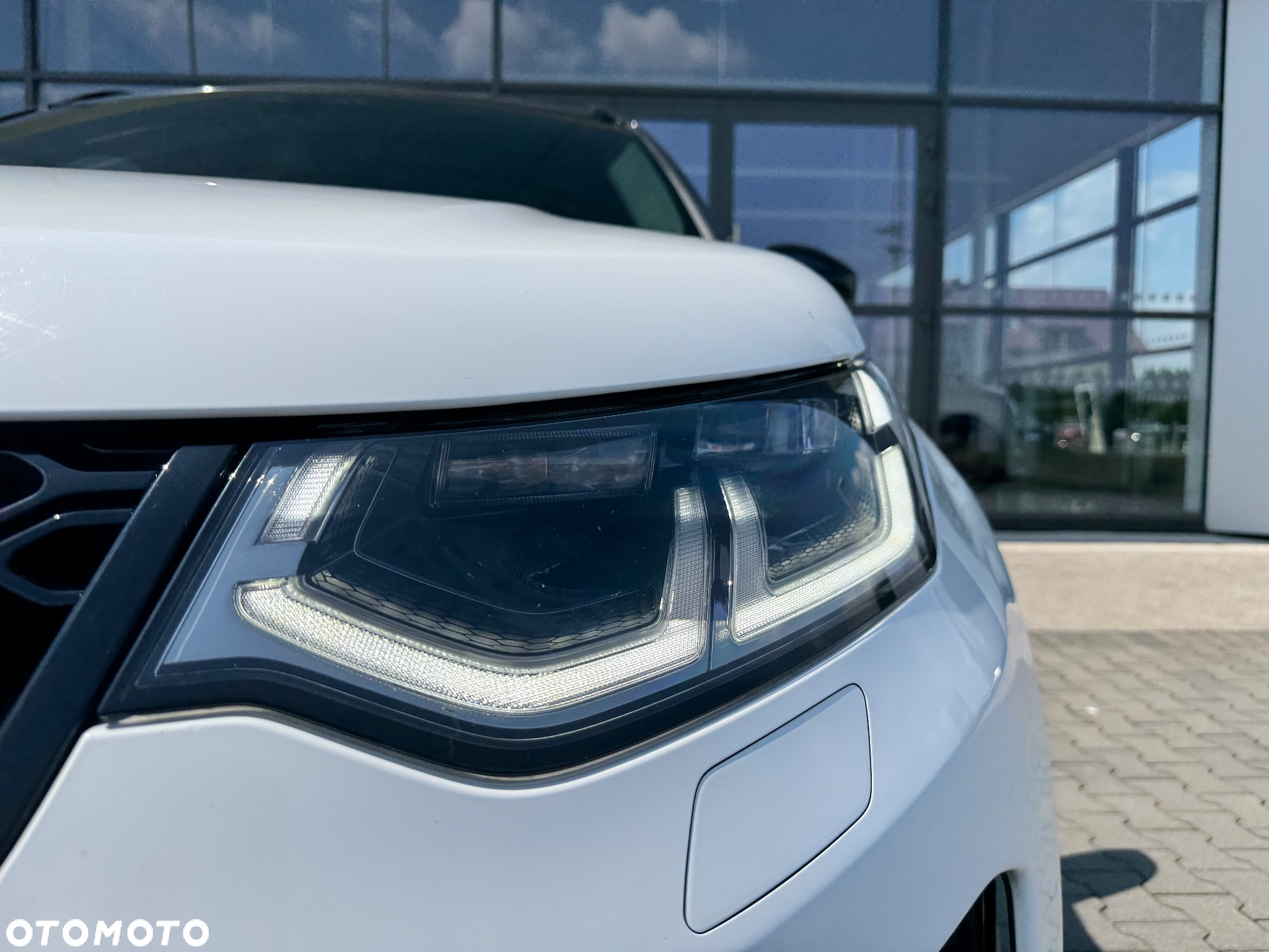 Land Rover Discovery Sport - 12