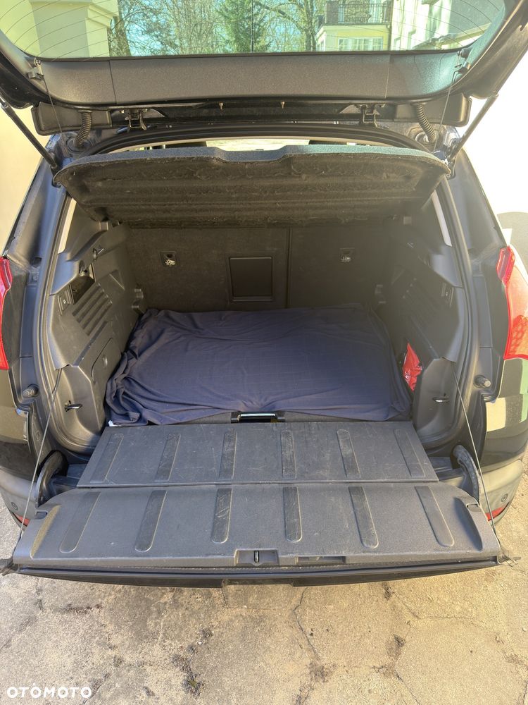 Peugeot 3008 1.6 Trendy - 5