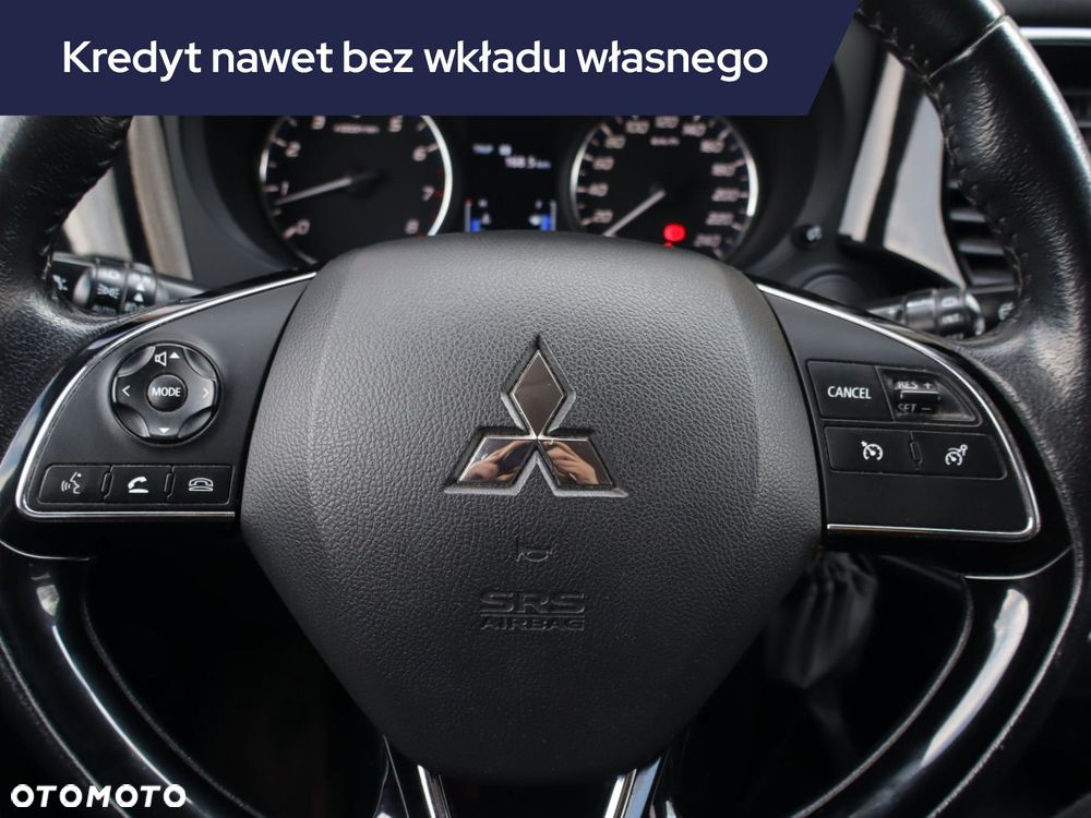 Mitsubishi Outlander - 15