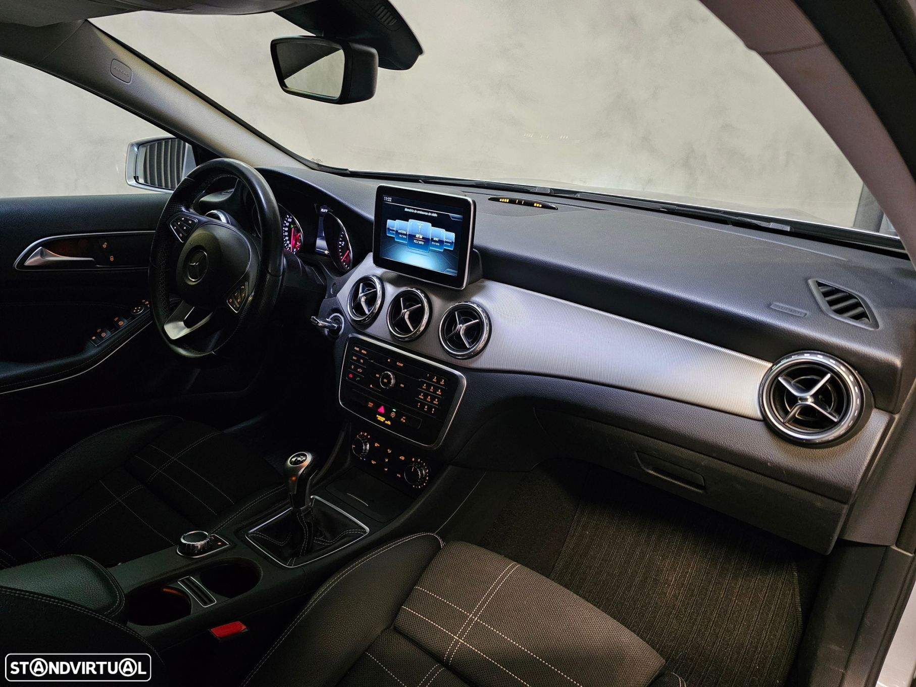 Mercedes-Benz GLA 180 CDi Urban - 13