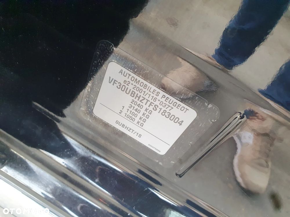 Peugeot 3008 1.6 BlueHDi Allure S&S EAT6 - 24