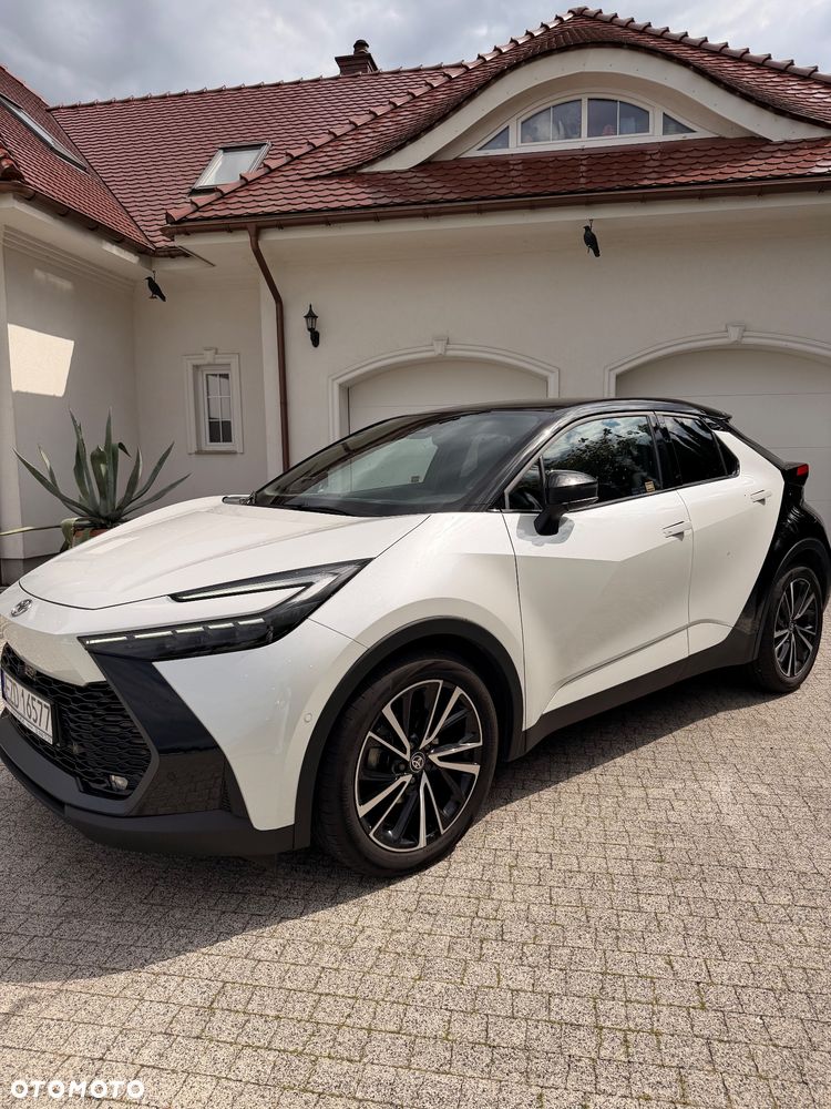 Toyota C-HR 2.0 Hybrid Dynamic Force Executive - 1