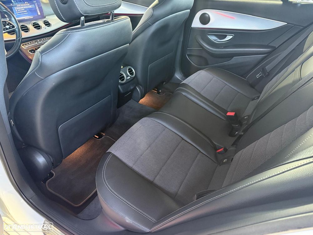 Mercedes-Benz E 300 de Avantgarde - 14