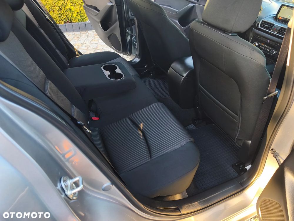 Mazda 3 SKYACTIV-G 120 Automatik Sports-Line - 38