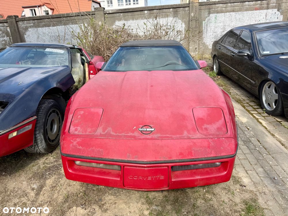 Chevrolet Corvette - 5