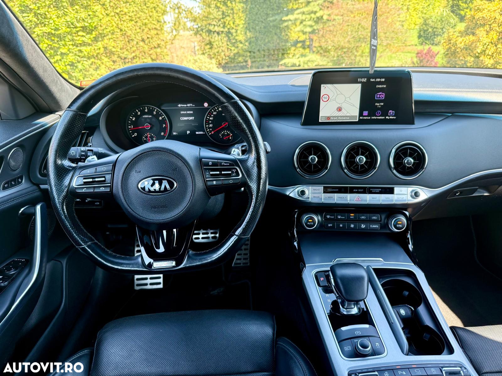 Kia Stinger 2.0 T-GDI GT Line - 10