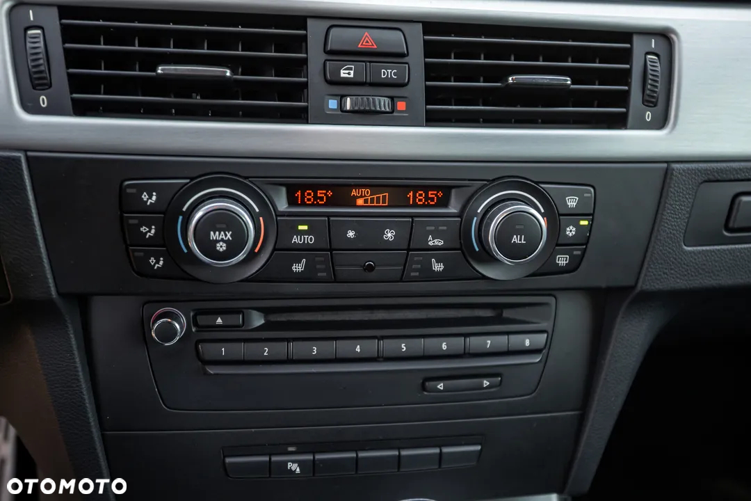 BMW Seria 3 320i Coupe M Sport Edition - 31