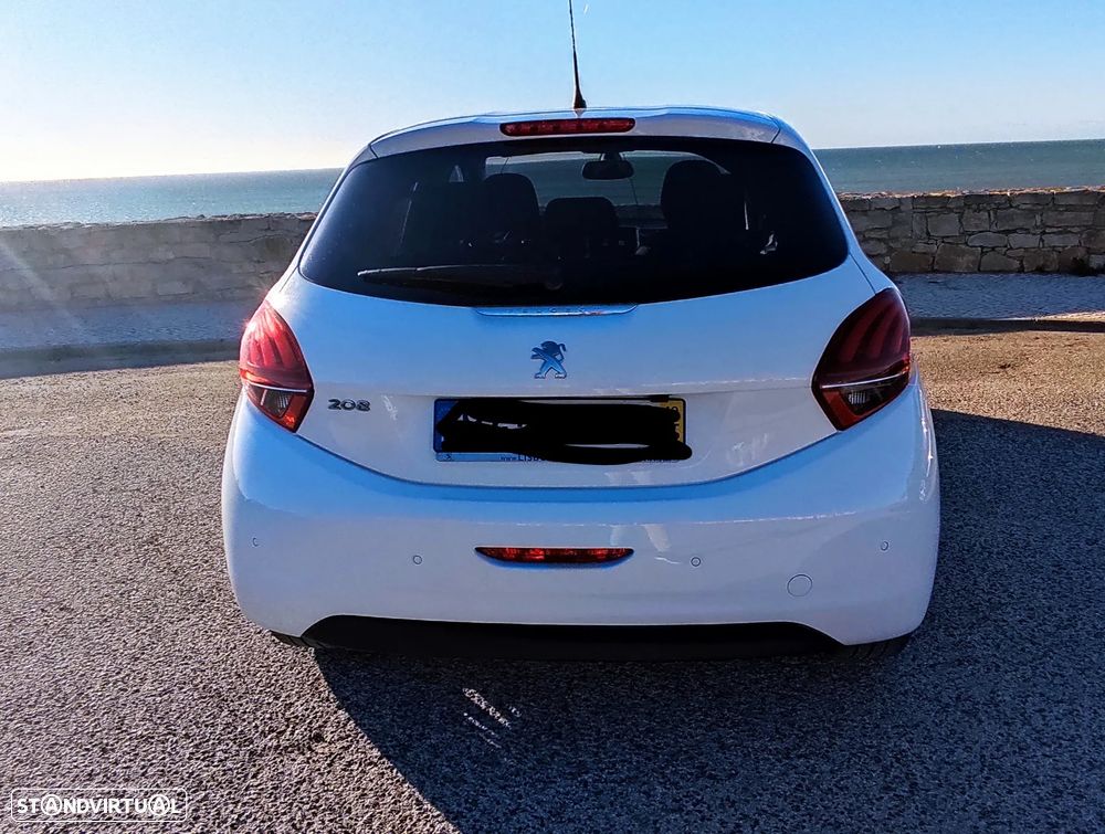 Peugeot 208 1.2 PureTech Signature - 2