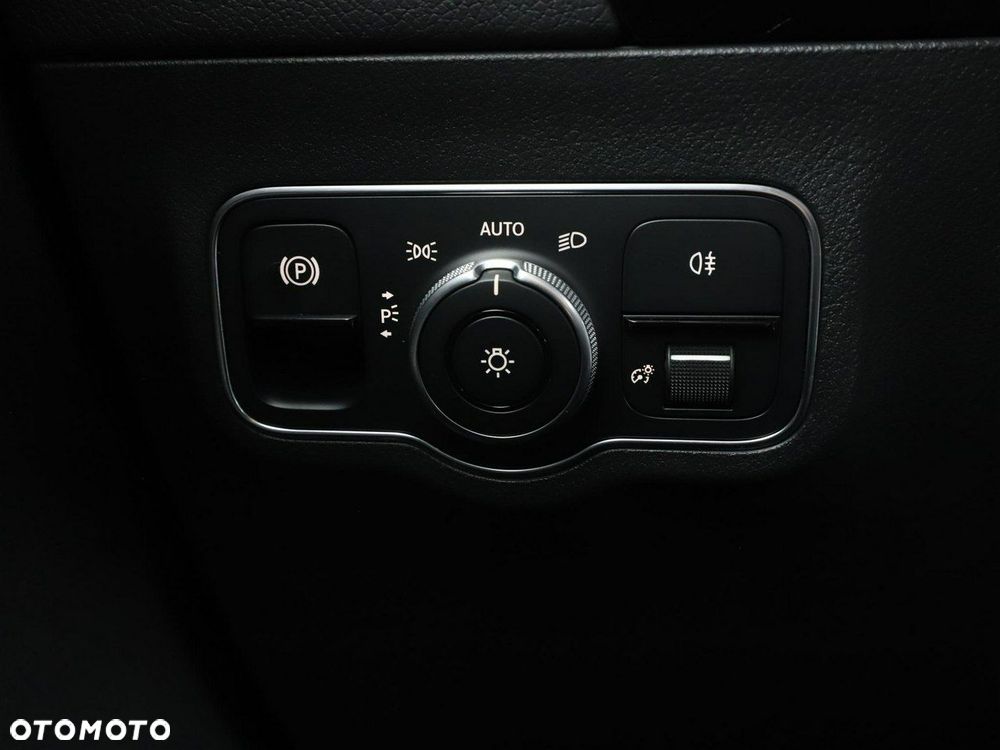 Mercedes-Benz Klasa B 200 d Progressive 8G-DCT - 34
