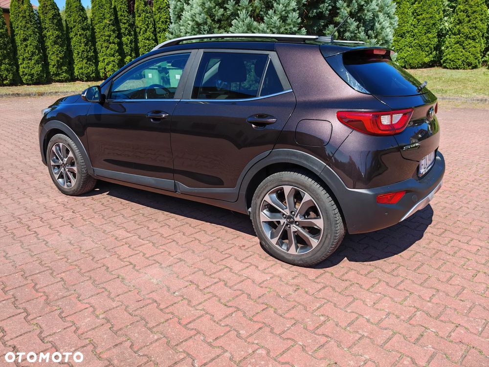 Kia Stonic - 8