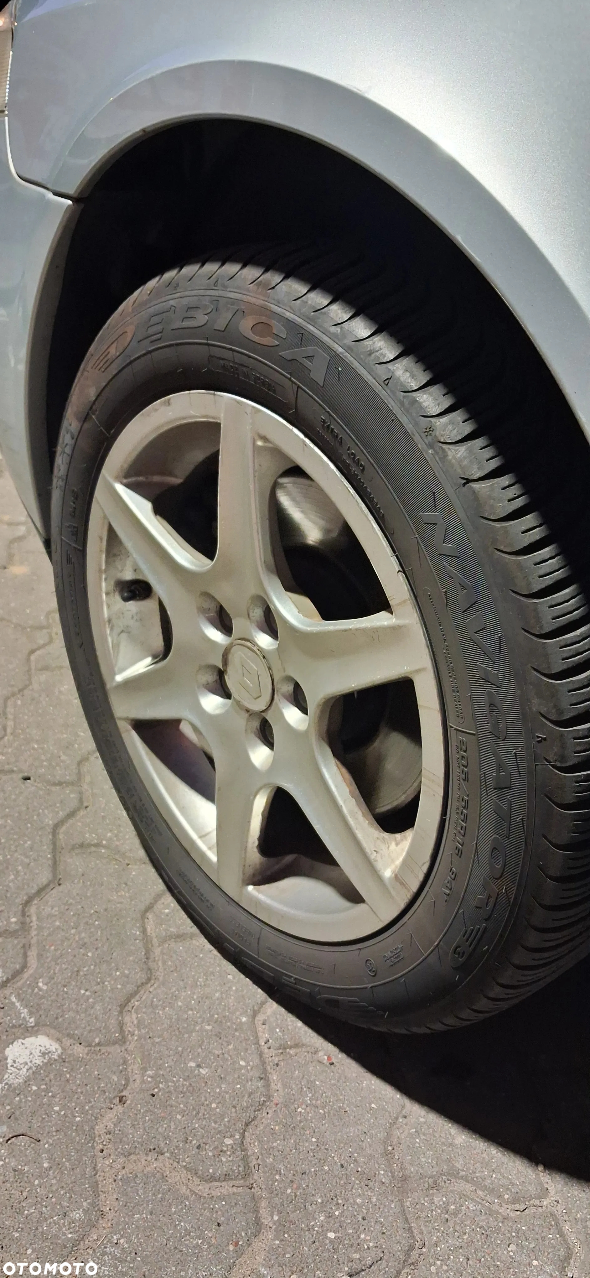 Renault Laguna 1.8 Emotion - 35