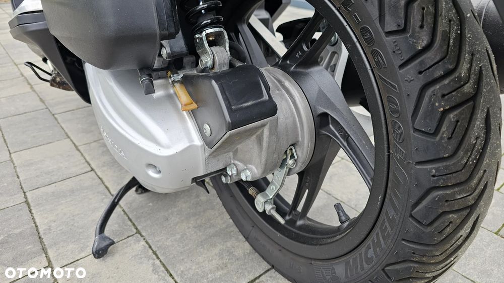 Honda PCX - 19