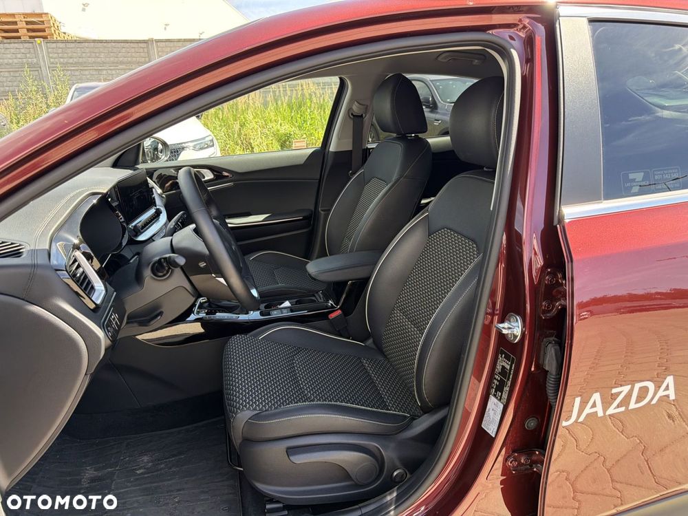 Kia XCeed 1.6 T-GDI Business Line DCT - 10