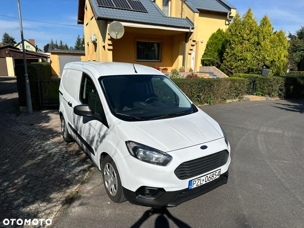 Ford Courier - 1