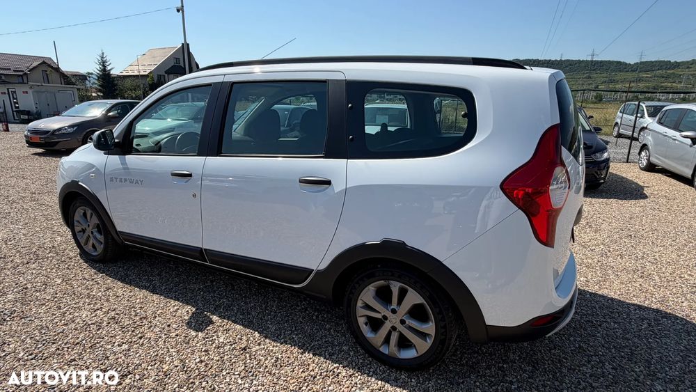 Dacia Lodgy 1.5 dCi Stepway - 19