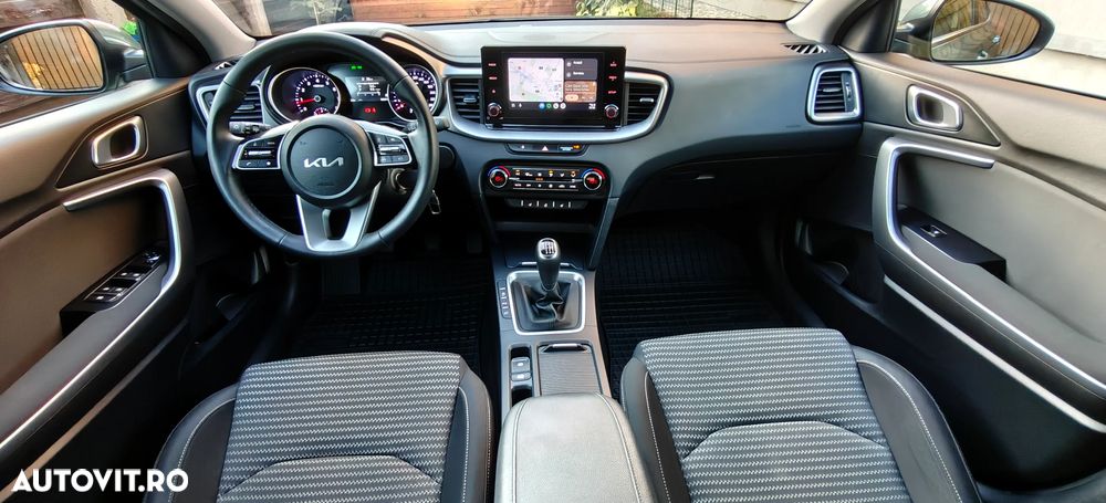 Kia XCeed 1.5 T-GDI 6MT City - 16