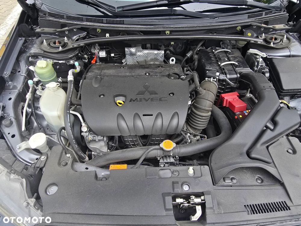 Mitsubishi Lancer 1.8 Intense - 27
