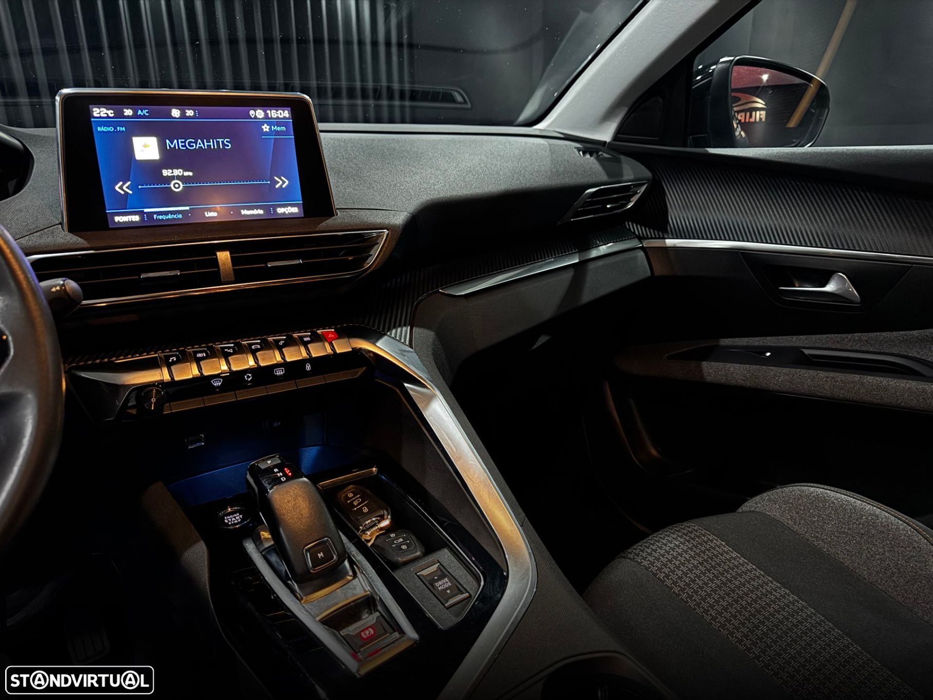 Peugeot 3008 1.5 BlueHDi Allure EAT8 - 18