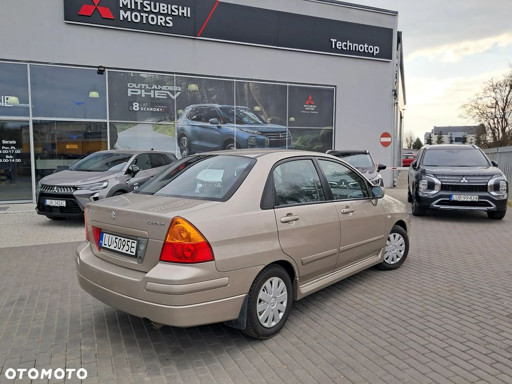 Suzuki Liana 1.6 - 4