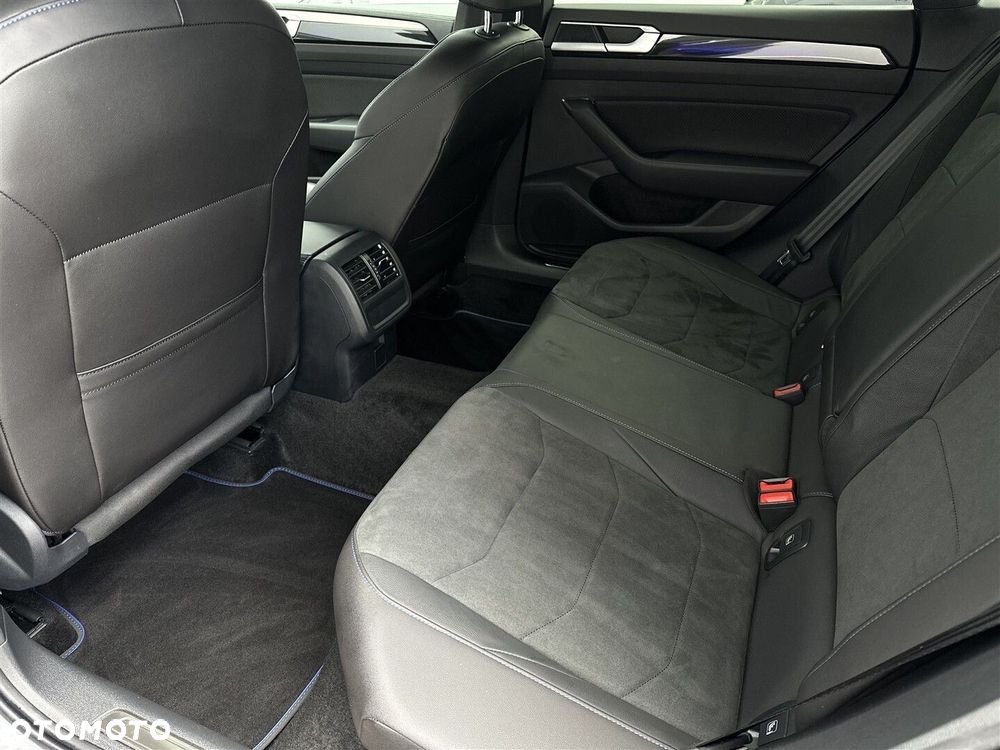 Volkswagen Arteon 2.0 TSI 4Motion R DSG - 12