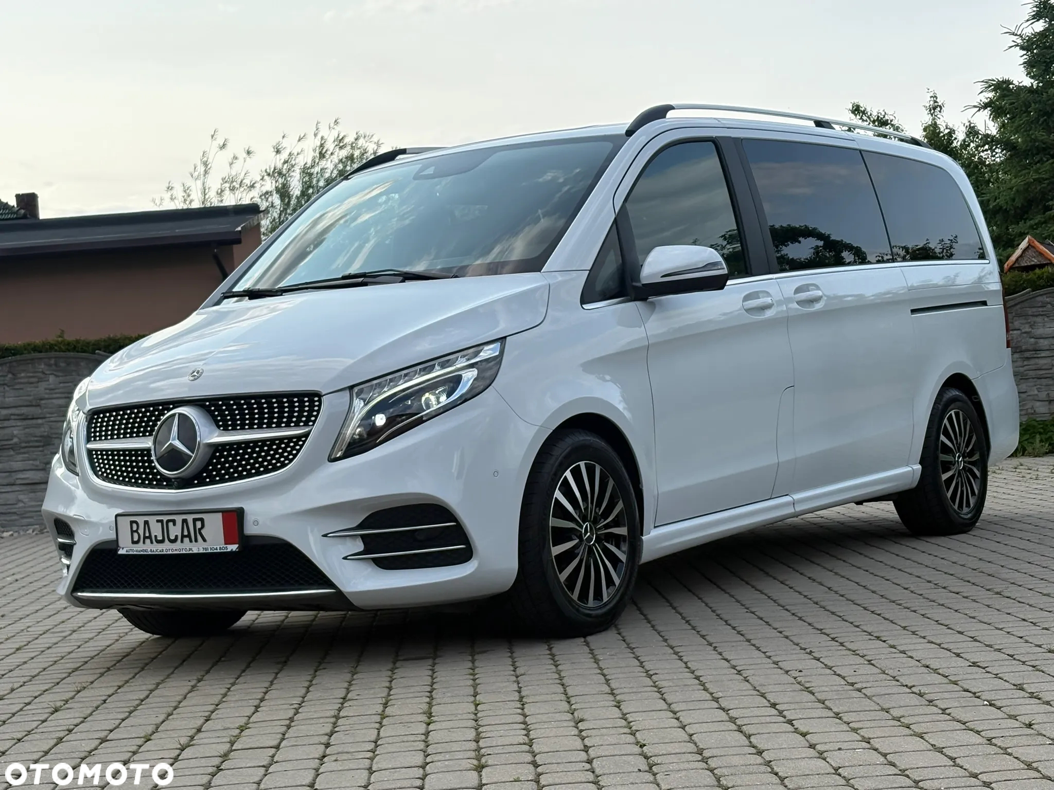 Mercedes-Benz Klasa V 300 d Exclusive 9G-Tronic (d³ugi) - 3