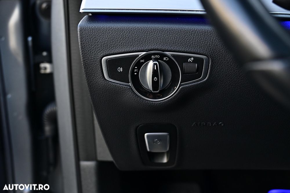 Mercedes-Benz E 450 4MATIC Aut - 34