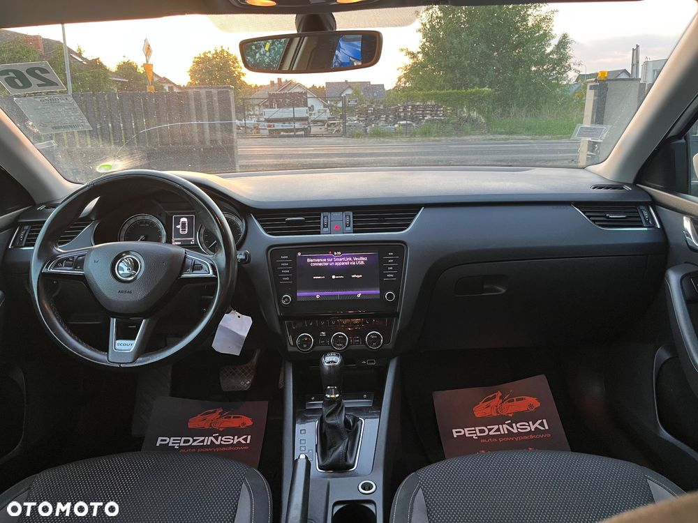 Skoda Octavia 2.0 TDI 4x4 DSG Scout - 8