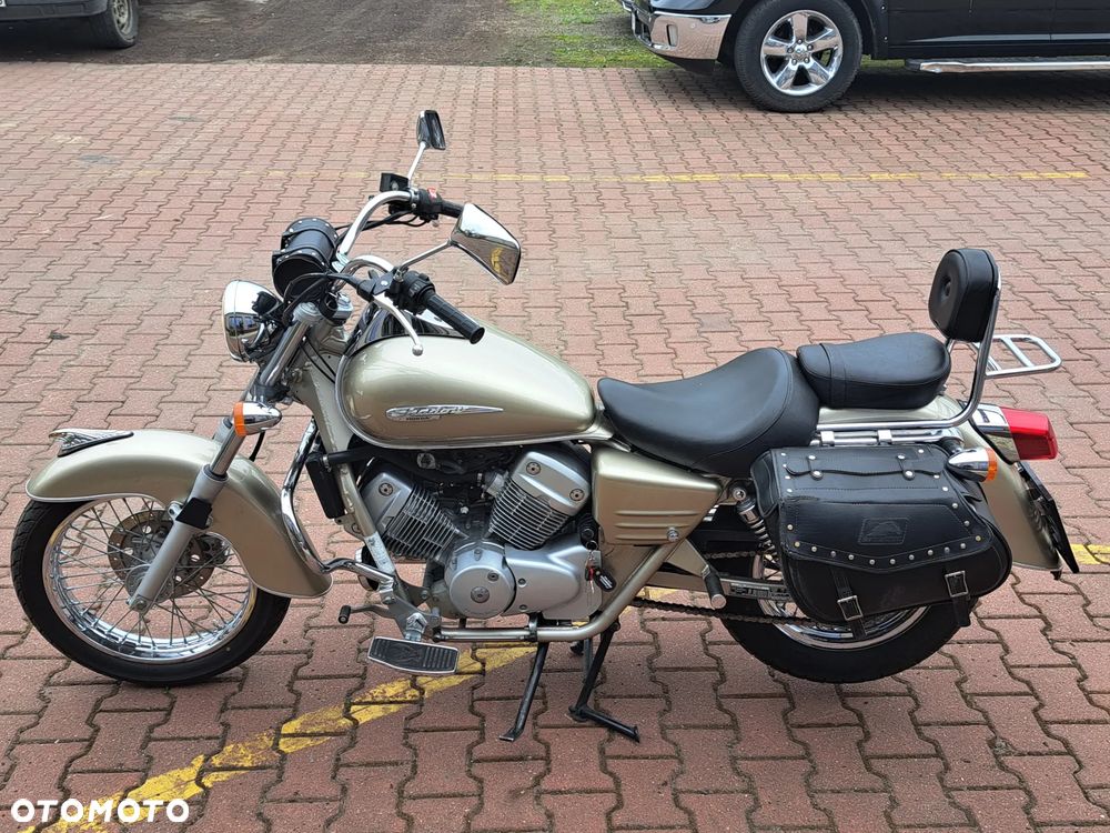 Honda Shadow - 5