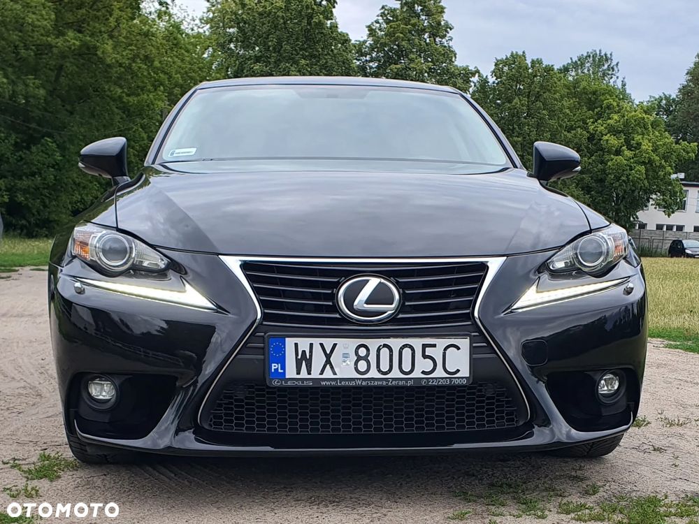 Lexus IS 200t Elite - 7