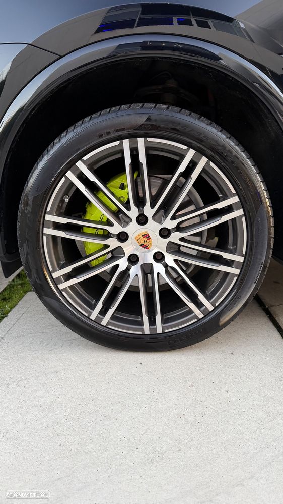 Porsche Cayenne S Hybrid Tiptronic S - 5