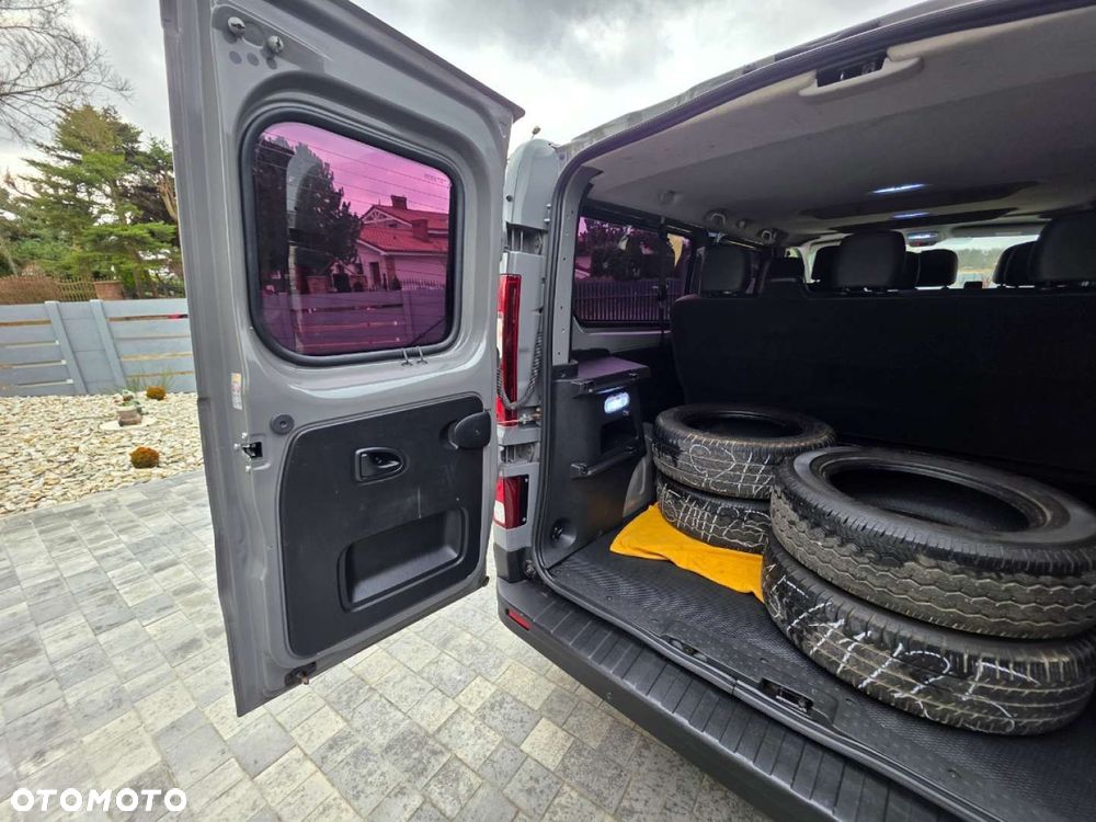 Renault Trafic - 24