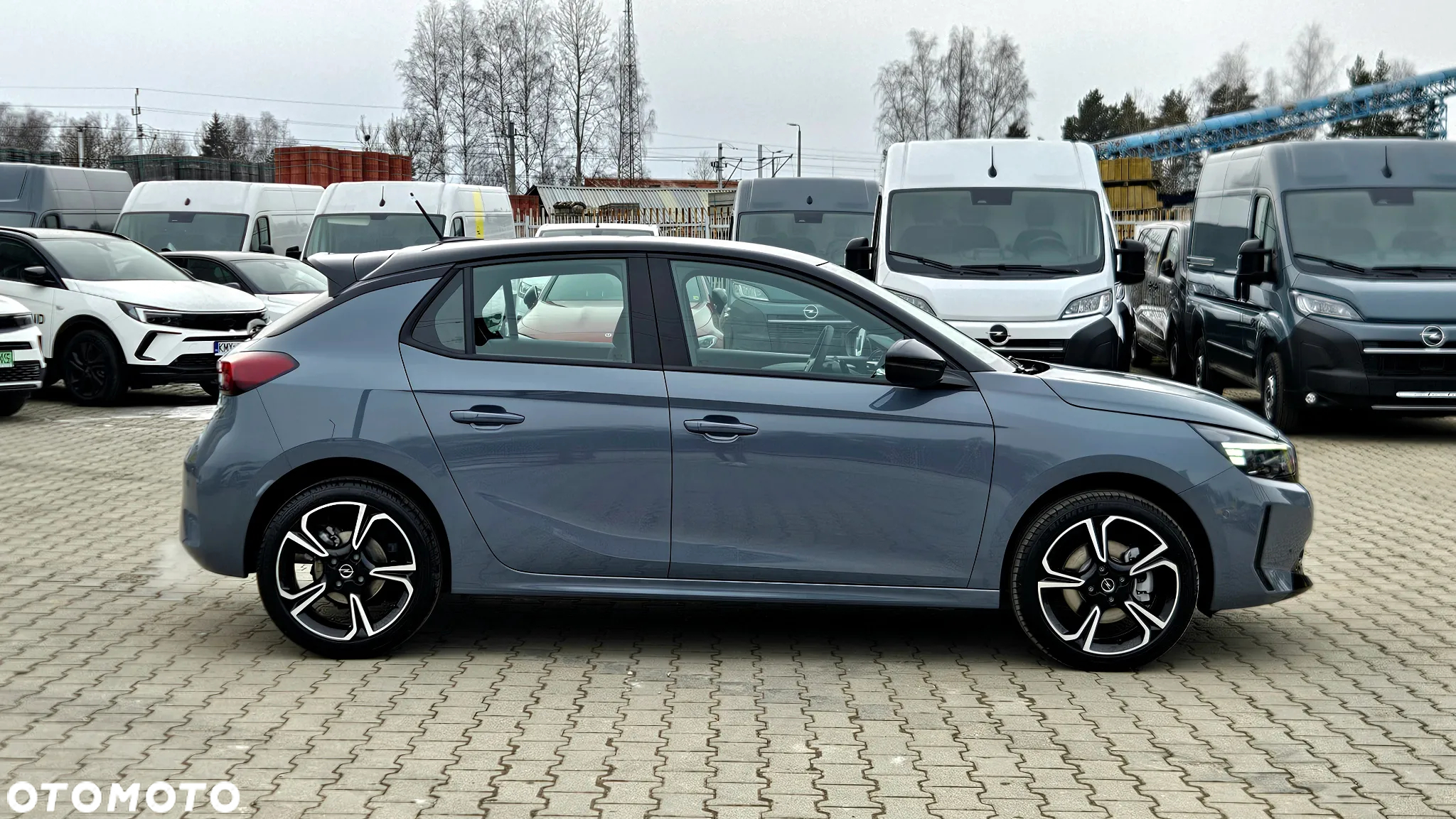 Opel Corsa 1.2 GS S&S - 21