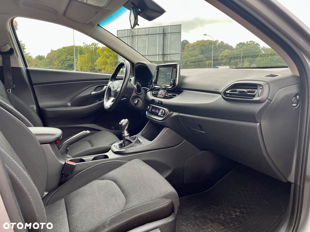Hyundai i30 - 16