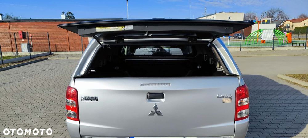 Mitsubishi L200 Pick Up 4x4 S&S Double Cab Basis - 12