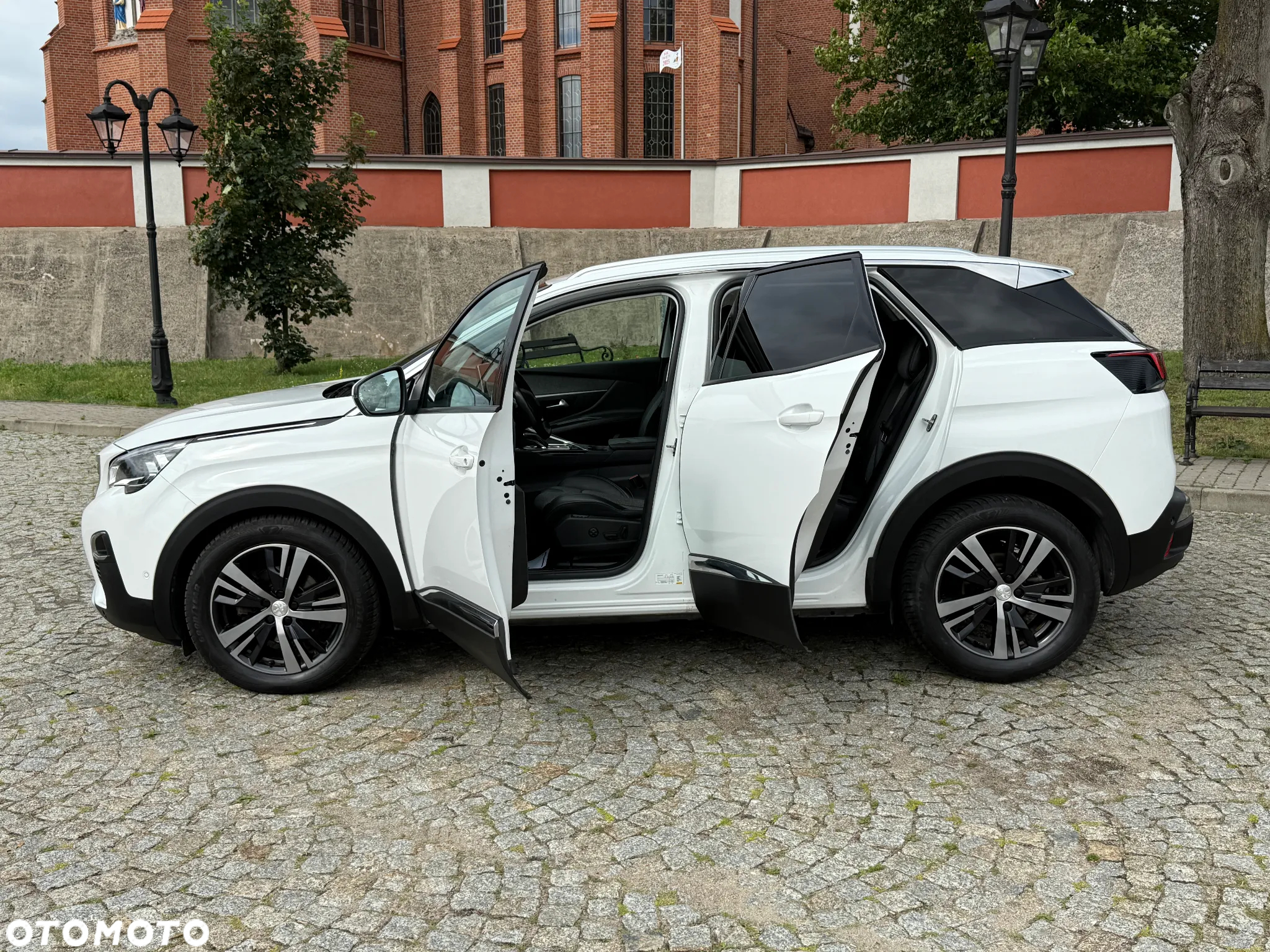 Peugeot 3008 PureTech 130 Stop & Start EAT6 Allure - 10