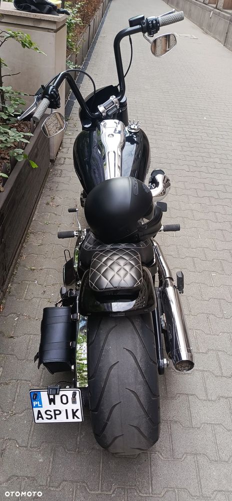 Harley-Davidson Softail Breakout - 4