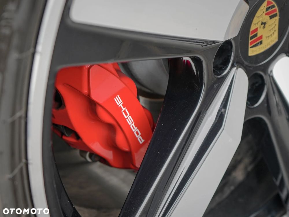 Porsche Cayenne Turbo S E-Hybrid - 6